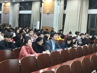 化学与材料科学学院:暖暖徐风，歌声轻扬