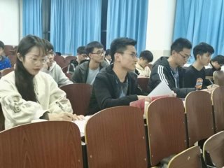 化学与材料科学学院：以演讲之光，照亮化学之美