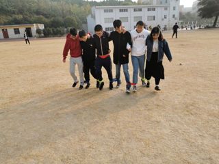 物理与电子信息学院成功举办素质拓展活动