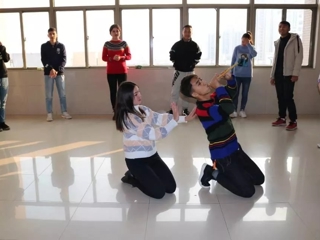 数学科学学院成功举办元旦晚会第一次彩排活动