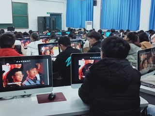 外国语学院团委组织观看《理响新时代》第三季