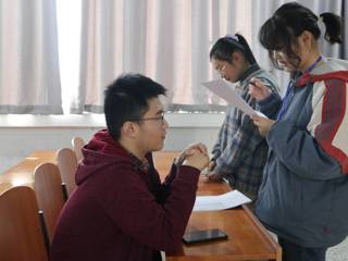 文学院百科知识竞赛预赛圆满结束