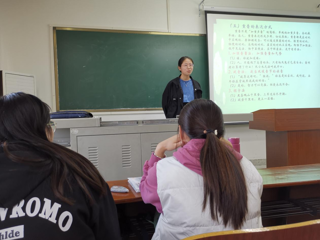 文学院2020级汉语言文学（师范）卓越班团支部成功举办《陌上花开》诵读研讨活动