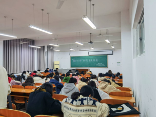 马克思主义学院与文学院成功举办“翰林杯”钢笔书法友谊赛