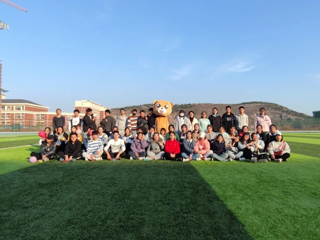 数学科学学院成功举办“友聚而爱，跃动青春”团日的活动