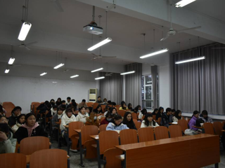 数学科学学院成功举办宣讲《宪法》的活动