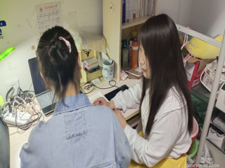 马克思主义学院组织开展“我为青年做件事”主题实践活动