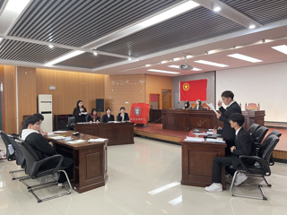 法学院成功举办读研杯辩论赛决赛