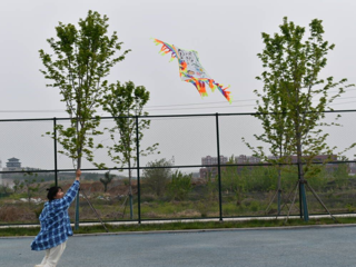 数学科学学院成功举办第一届“筝舞蓝天，放飞梦想”风筝绘画活动的活动