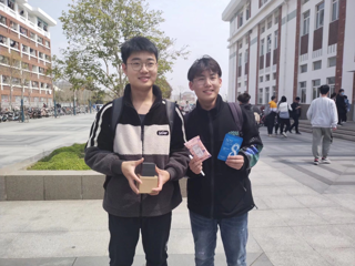 经济与管理学院大学生经济学研究会成功举办“闲鱼套圈圈”活动