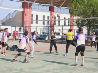 历史文化旅游学院举办师生排球友谊赛