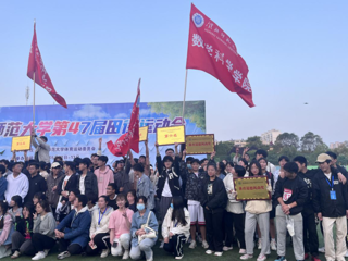 数学科学学院在春季运动会青春飞扬，热血燃烧