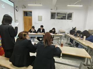 法学院大学生法学研究会成功举办“读研杯”辩论赛