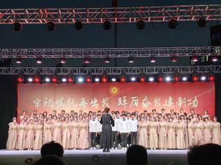 外国语学院合唱队摘得相山校区第十五届共青杯合唱节桂冠