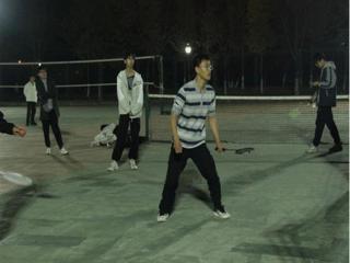 计算机科学与技术学院举办羽毛球选拔赛