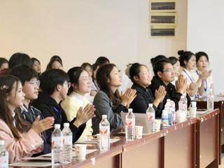 文学院举办2024级迎新晚会